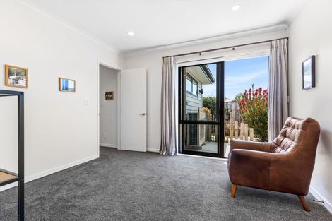 Photo of property in 45 Pohutukawa Parade, Riverhead, 0820