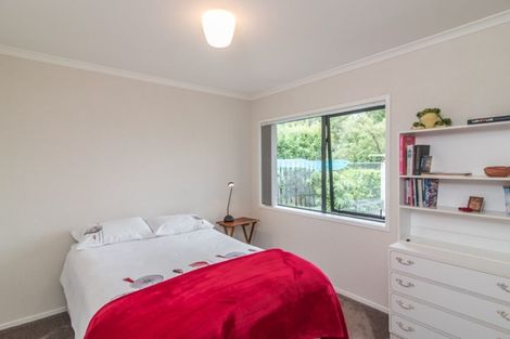 Photo of property in 6 Matuhi Street, Waikanae, 5036