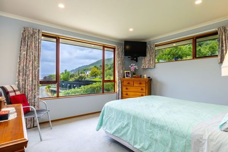 Photo of property in 14 Moana View Road, Waikawa, Picton, 7220