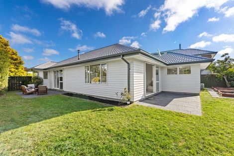 Photo of property in 135 Winters Road, Mairehau, Christchurch, 8052
