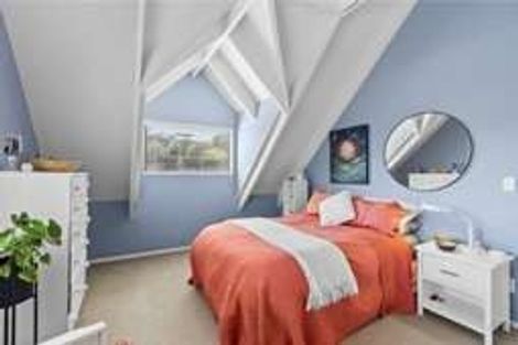 Photo of property in 28 Rossiter Crescent, Lynmouth, New Plymouth, 4310