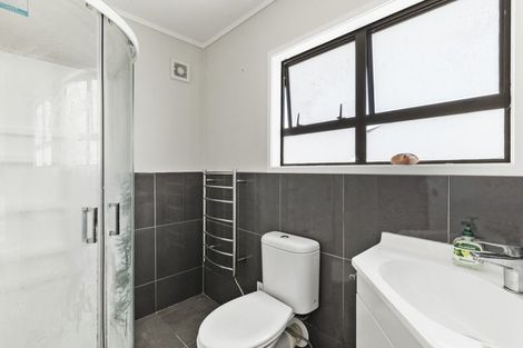 Photo of property in 1/16 Rosier Road, Glen Eden, Auckland, 0602