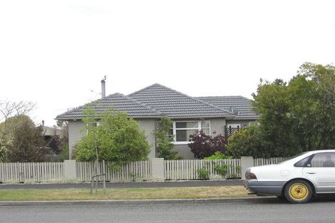 Photo of property in 70 Inwoods Road, Parklands, Christchurch, 8083