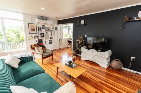 Photo of property in 9 Berrymead Way, Karori, Wellington, 6012