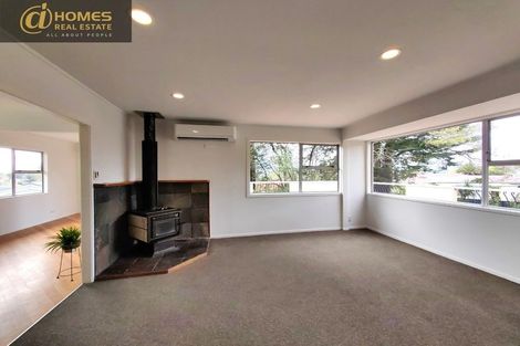 Photo of property in 40 Eyre Street, Henderson, Auckland, 0612