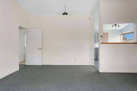 Photo of property in 65 Hinekura Avenue, Taupo, 3330