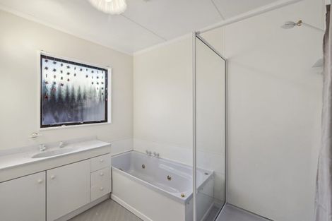 Photo of property in 47a Langdale Avenue, Paraparaumu, 5032