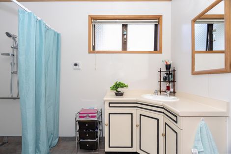 Photo of property in 10 Jarrow Street, Maheno, Oamaru, 9495