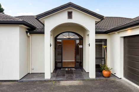 Photo of property in 30 Sandwich Road, St Andrews, Hamilton, 3200