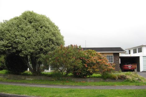 Photo of property in 2/2 Prudence Place, Oakura, 4314