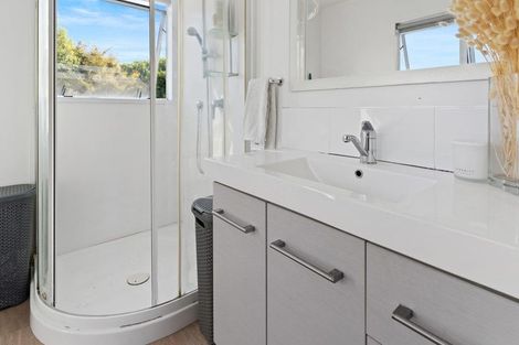 Photo of property in 24 Perindale Drive, Chartwell, Hamilton, 3210