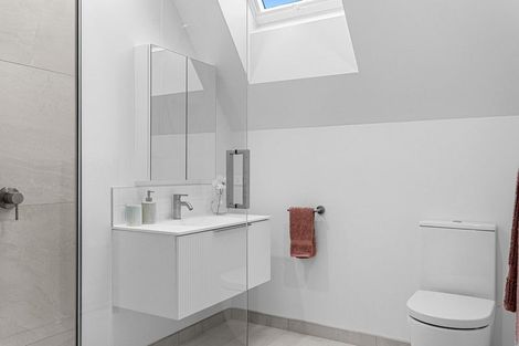 Photo of property in 42a Clare Road, St Albans, Christchurch, 8014