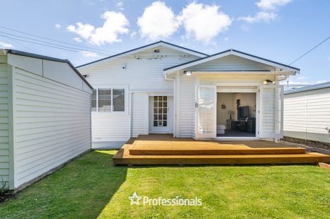 Photo of property in 17 Beaumont Avenue, Alicetown, Lower Hutt, 5010