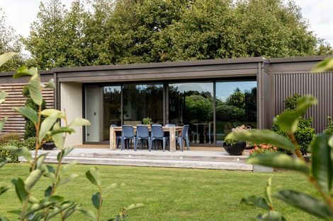 Photo of property in 91 Basil Road, Meeanee, Napier, 4112