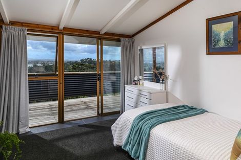 Photo of property in 70 Attwood Road, Paremoremo, Auckland, 0632