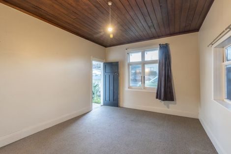Photo of property in 5 Collins Street, Waipawa, 4210