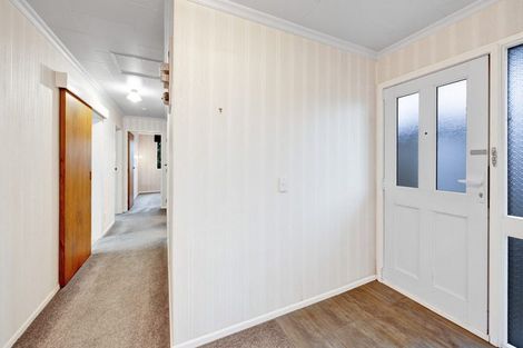 Photo of property in 6 Manse Street, Hawera, 4610