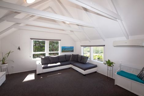 Photo of property in 7a Salem Court, Churton Park, Wellington, 6037