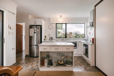 Photo of property in 14 Pollen Street, Woodville, 4920