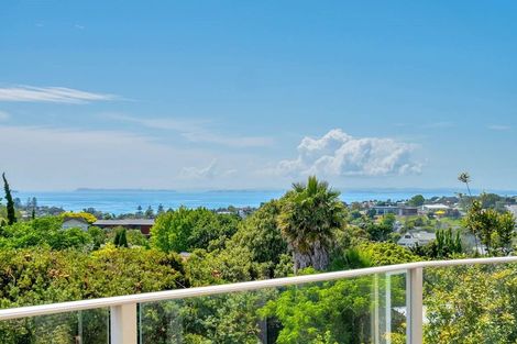 Photo of property in 1/135 Glamorgan Drive, Torbay, Auckland, 0630