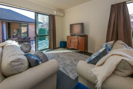 Photo of property in 8 Heaphy Court, Rolleston, 7614