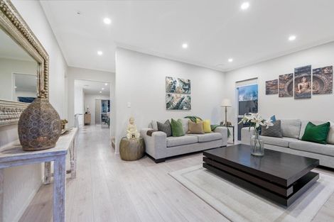 Photo of property in 40 Koropa Road, Flat Bush, Auckland, 2019