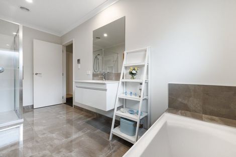 Photo of property in 21 Landing Drive, Pyes Pa, Tauranga, 3112