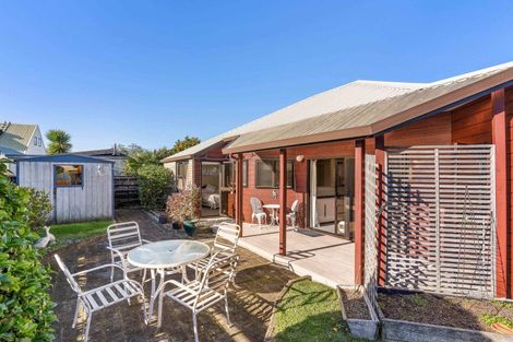 Photo of property in 103 Everitt Crescent, Whangamata, 3620