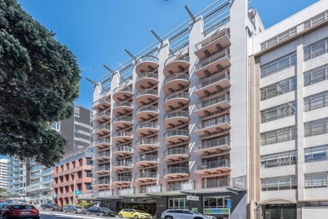 Photo of property in Atrium Towers, 6n/154 The Terrace, Wellington Central, Wellington, 6011