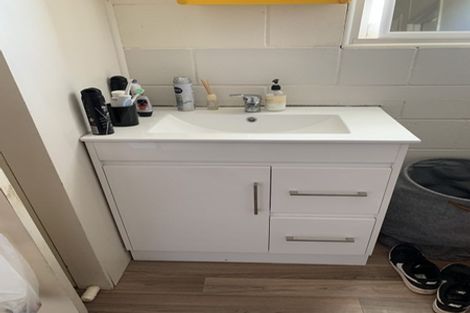 Photo of property in 18 Kent Street, Waiuku, 2123