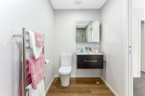 Photo of property in 4 Tradewinds Drive, Whitby, Porirua, 5024