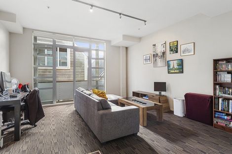 Photo of property in Vespa Apartments, 405/20 Hanson Street, Mount Cook, Wellington, 6021