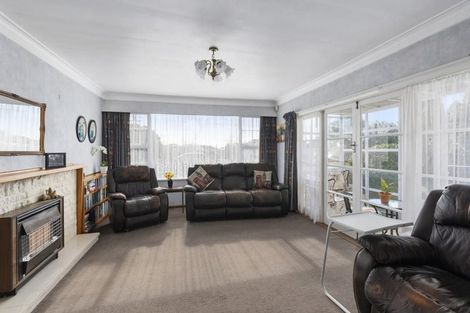 Photo of property in 94 Bartholomew Road, Levin, 5510