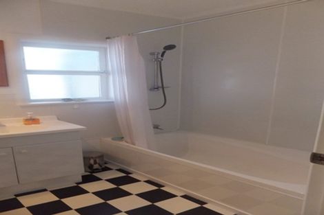 Photo of property in 99a Helvetia Road, Pukekohe, 2120