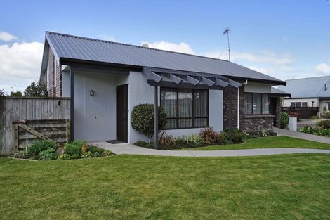 Photo of property in 8 Olwyn Green, Dinsdale, Hamilton, 3204