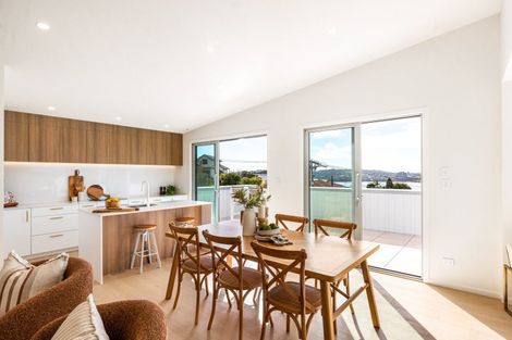 Photo of property in 23a Monyash Road, Manly, Whangaparaoa, 0930