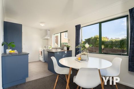 Photo of property in 32a Horokiwi Road West, Newlands, Wellington, 6037