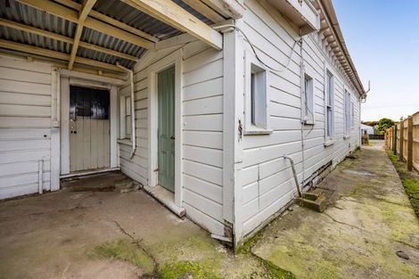 Photo of property in 15 Cornwall Street, Eltham, 4322
