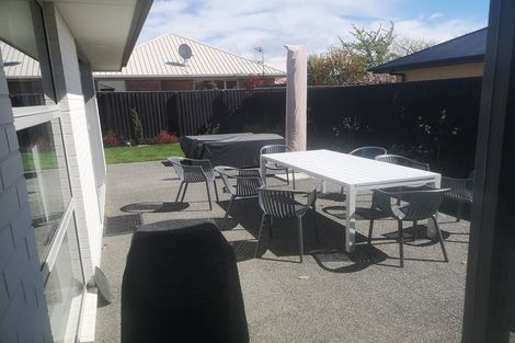 Photo of property in 33 Sapphire Street, Casebrook, Christchurch, 8051
