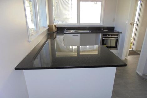 Photo of property in 1/24 Sovereign Place, Glenfield, Auckland, 0629