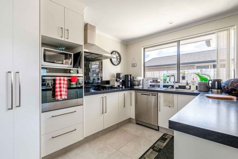 Photo of property in 45 El Questro Drive, Papamoa, 3118