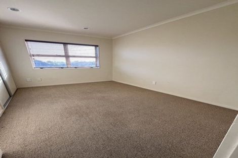 Photo of property in 4 Lime Crescent, Papakura, 2110