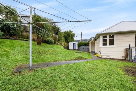 Photo of property in 2 Upham Terrace, Lyttelton, 8082