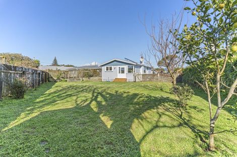 Photo of property in 6 Buckland Place, Spotswood, New Plymouth, 4310