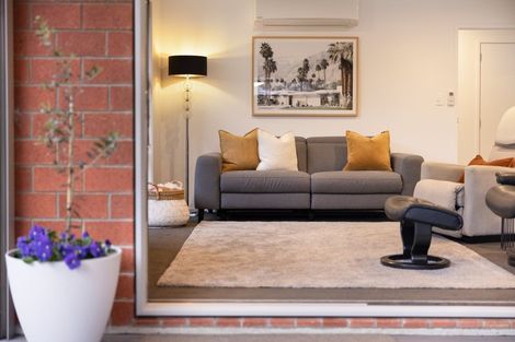 Photo of property in 21 Kahuparere Crescent, Pyes Pa, Tauranga, 3112