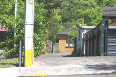 Photo of property in 2/72 Lake Road, Northcote, Auckland, 0627