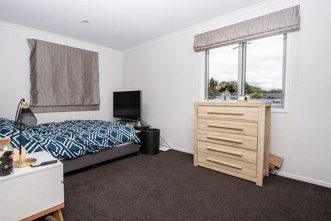 Photo of property in 1u2 Hibiscus Avenue, Hamilton Lake, Hamilton, 3204