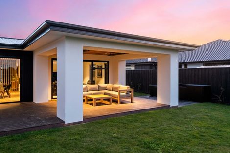 Photo of property in 19 Frank Ernest Crescent, Prebbleton, 7676