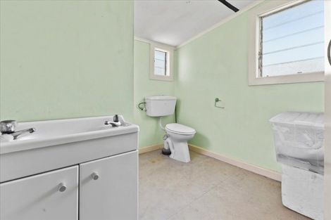 Photo of property in 12 Carroll Street, Te Kuiti, 3910