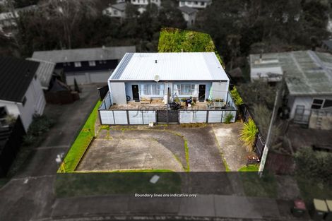 Photo of property in 44 Chippendale Crescent, Birkdale, Auckland, 0626